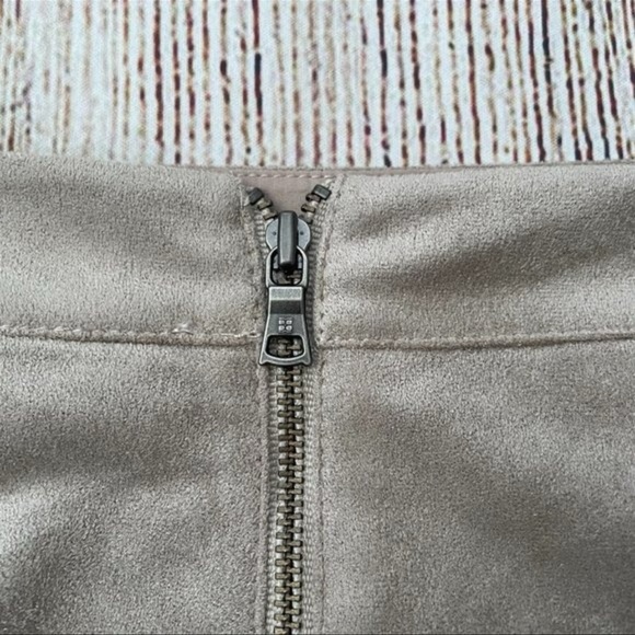 E1-- NWT hazelnut BCBGMAXAZRIA Desyree faux suede womens short mini skirt 6 $158 - Picture 8 of 10